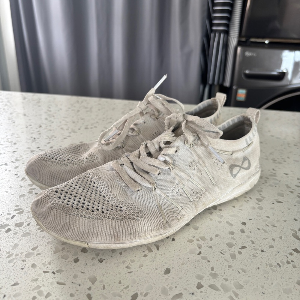 Nfinity Women's Flyte Cheer Stunt Shoe Women’s Size 7.5